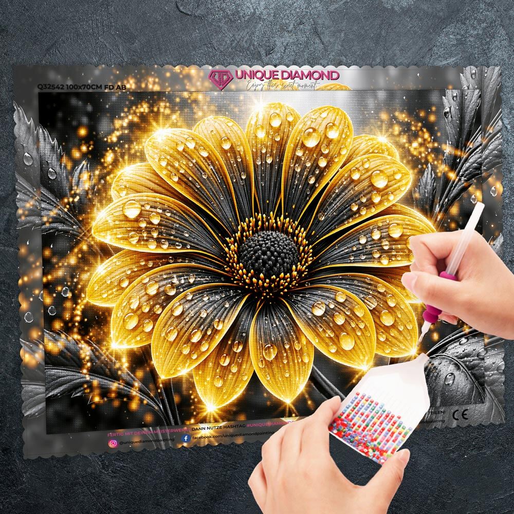 5D Diamond Painting – Goldblüte im Tauzauber