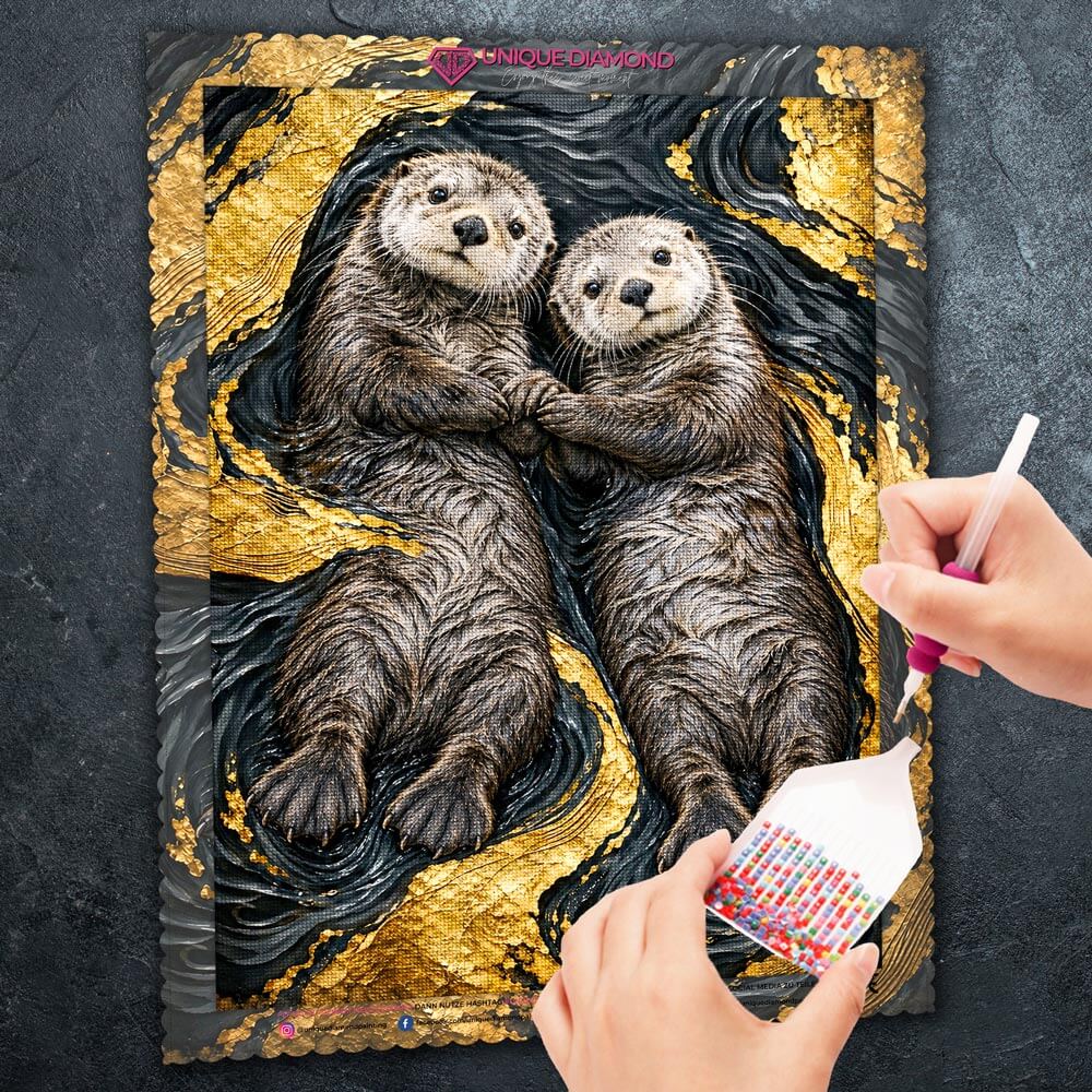 5D Diamond Painting – Pfotenliebe im Goldstrom